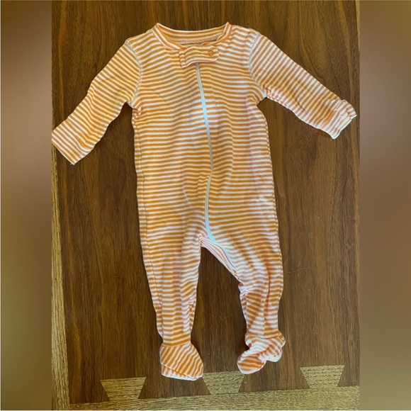 Primary Onesies - 0-3 months, set of 6 - Picture 4 of 5